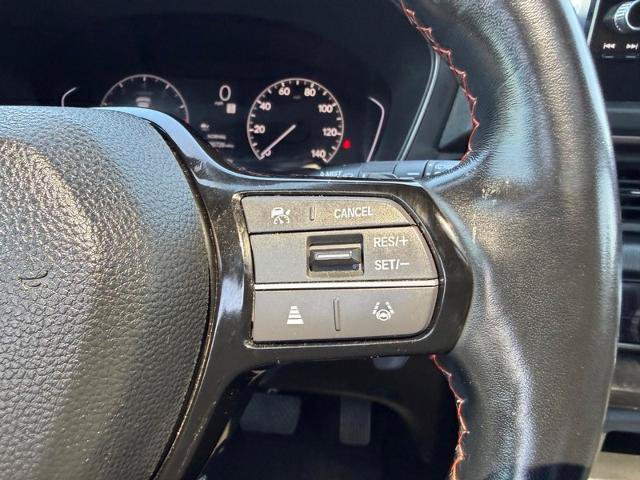 Used 2025 Honda Pilot TrailSport image 17