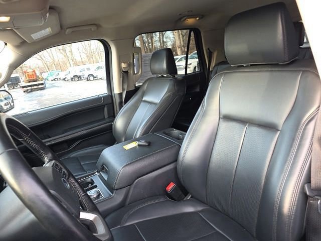Certified 2024 Ford Expedition XLT image 20
