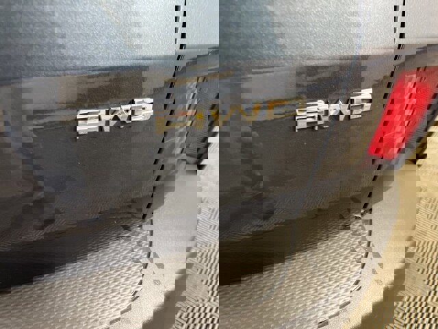 Certified 2022 Ford Escape Titanium w/ Class II Trailer Tow Package image 12