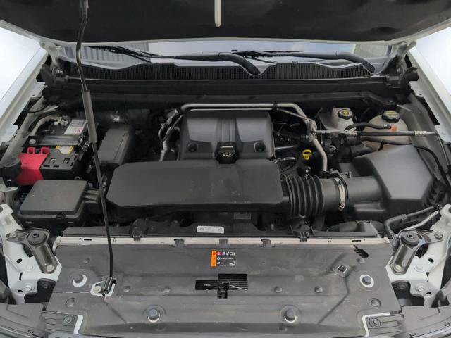 Used 2024 Chevrolet Colorado Z71 w/ Z71 Convenience Package 2 AWD/4WD image 8