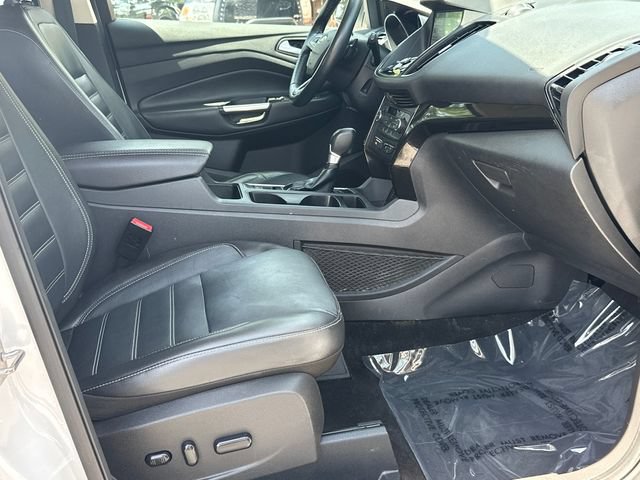 Certified 2017 Ford Escape Titanium AWD/4WD image 14