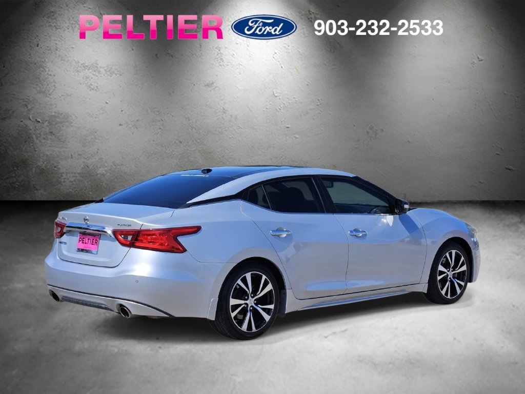 Used 2017 Nissan Maxima Platinum FWD image 4