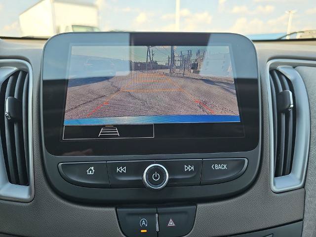 Used 2025 Chevrolet Malibu LT FWD image 21