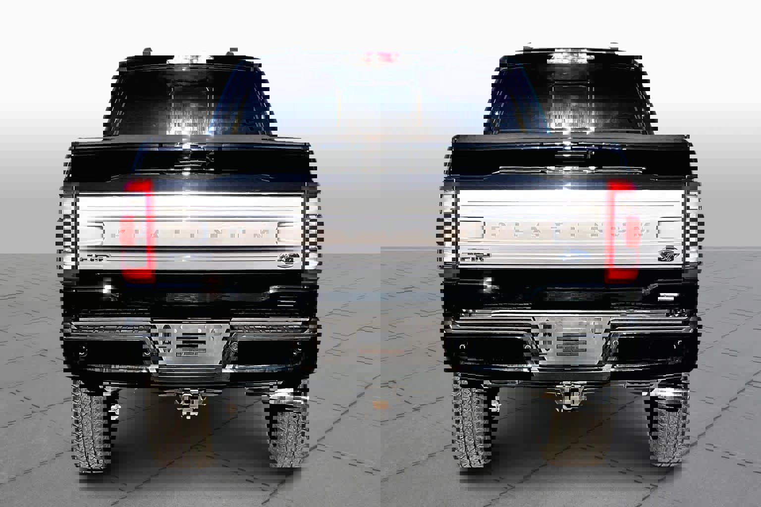 Certified 2023 Ford F150 Platinum w/ Equipment Group 701A High image 3