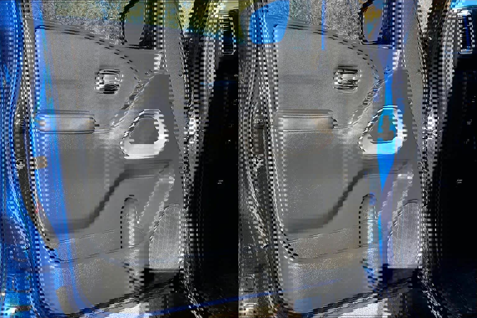 Used 2022 Nissan Frontier SV w/ Technology Package image 22