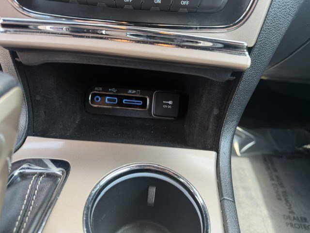 Used 2017 Jeep Grand Cherokee Limited AWD/4WD image 22
