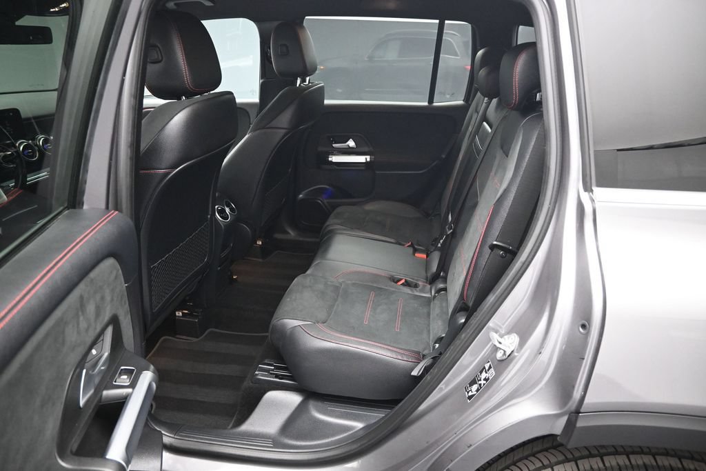 Used 2021 Mercedes-Benz GLB 250 image 18