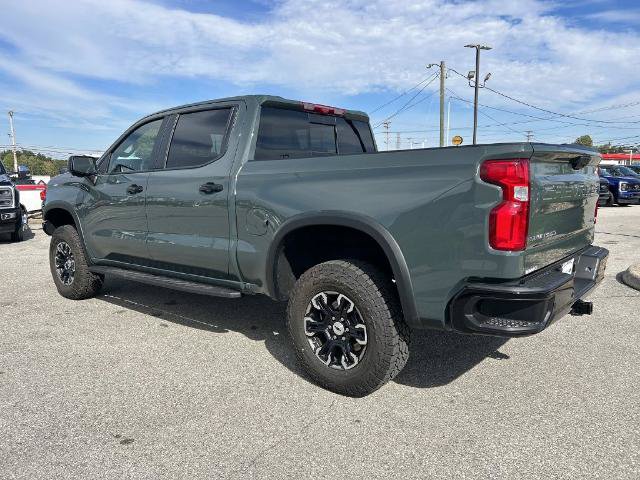Used 2025 Chevrolet Silverado 1500 ZR2 w/ Technology Package AWD/4WD image 6