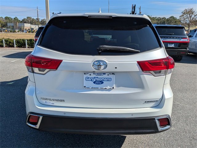 Used 2019 Toyota Highlander Limited image 4