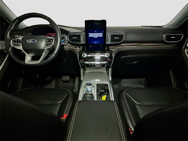 Certified 2023 Ford Explorer Limited w/ Limited Technology Package image 23