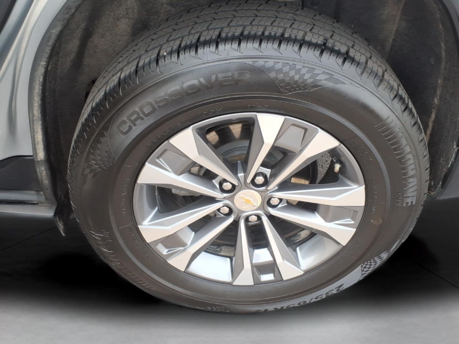 Used 2025 Chevrolet Equinox LT w/ Convenience Package II AWD/4WD image 14