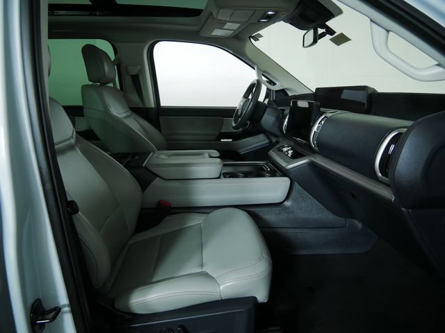 Certified 2025 Ford Expedition Max Active AWD/4WD image 8