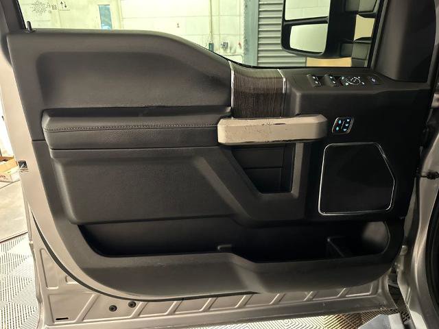 Certified 2021 Ford F250 Lariat w/ Lariat Value Package AWD/4WD image 16