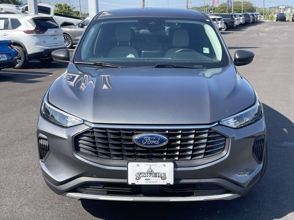 Certified 2024 Ford Escape Active w/ Cold Weather Package FWD image 8