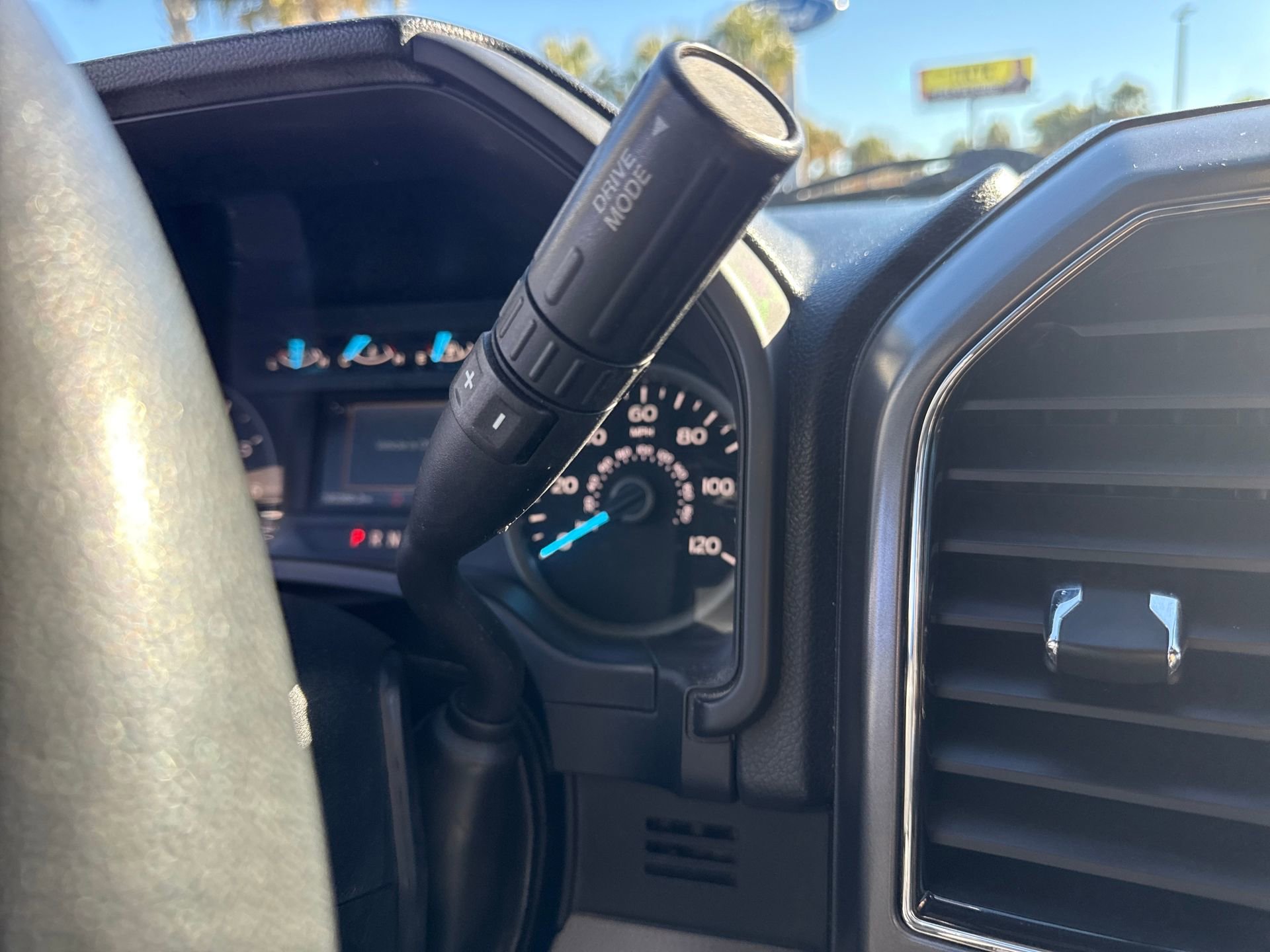 Certified 2020 Ford F150 XLT w/ Equipment Group 302A Luxury image 25