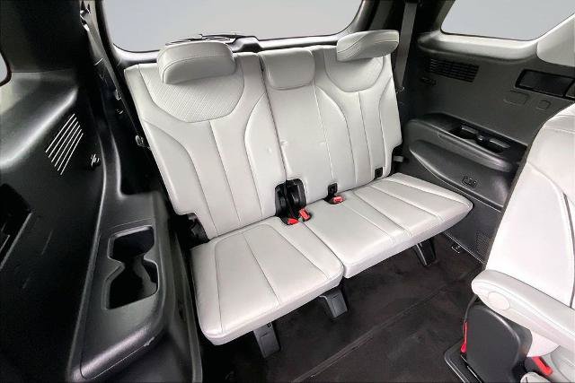 Used 2025 Hyundai Palisade SEL AWD/4WD image 28