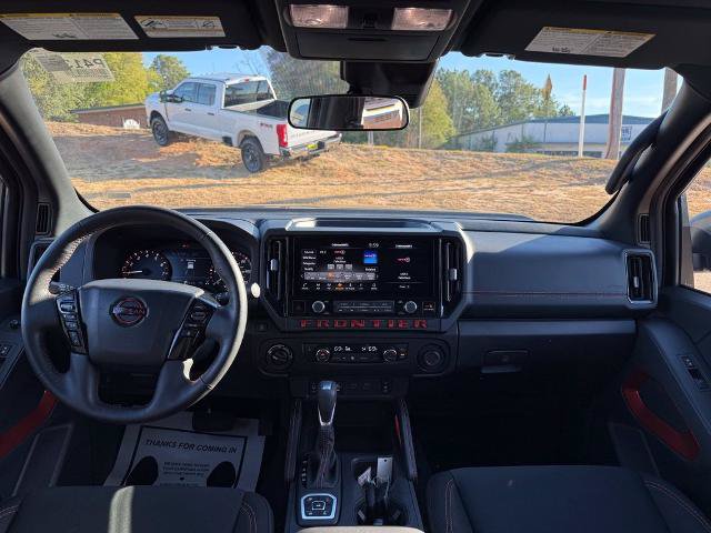 Used 2026 Nissan Frontier PRO-4X AWD/4WD image 12