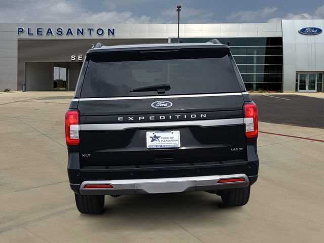 Certified 2024 Ford Expedition Max XLT image 4