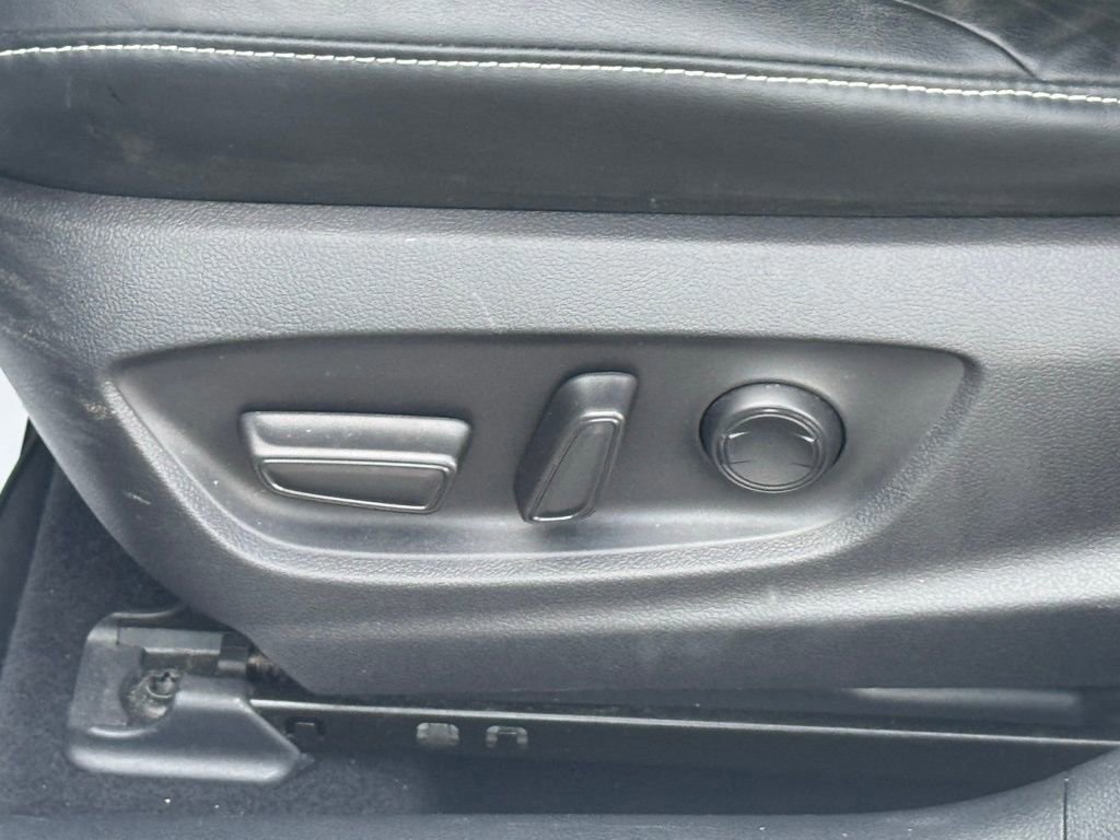 Used 2022 Toyota Prius Prime XLE image 14