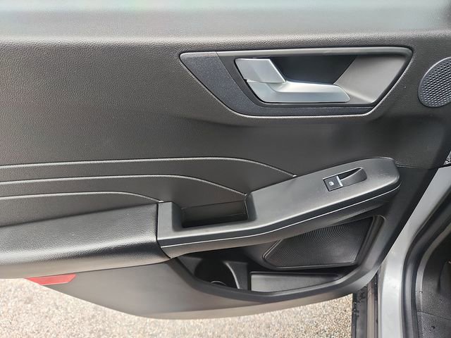 Certified 2023 Ford Escape ST-Line Select w/ Tech Pack #2 image 27