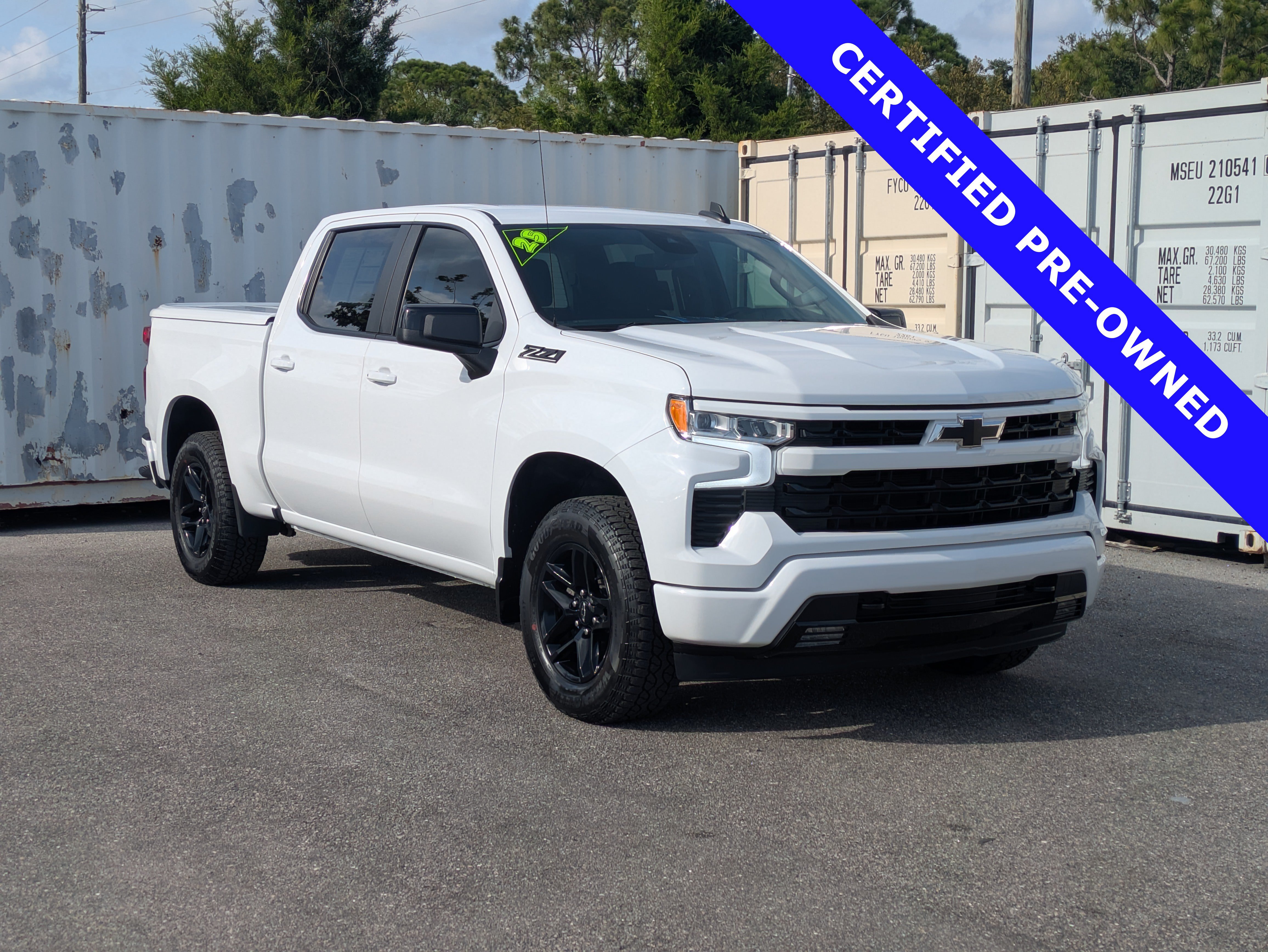Used 2025 Chevrolet Silverado 1500 RST AWD/4WD image 2