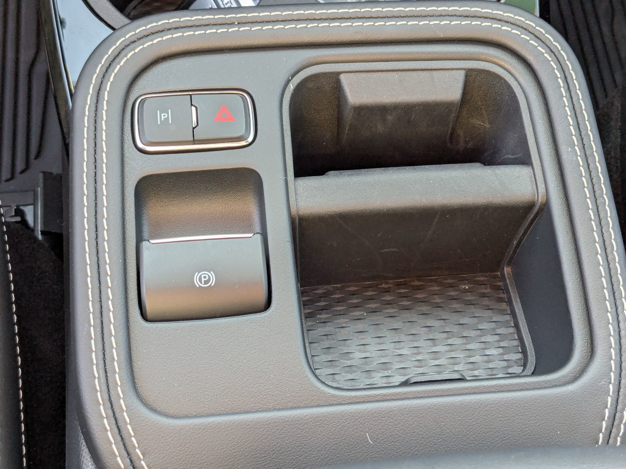 Certified 2025 Ford Mustang Mach-E GT image 28