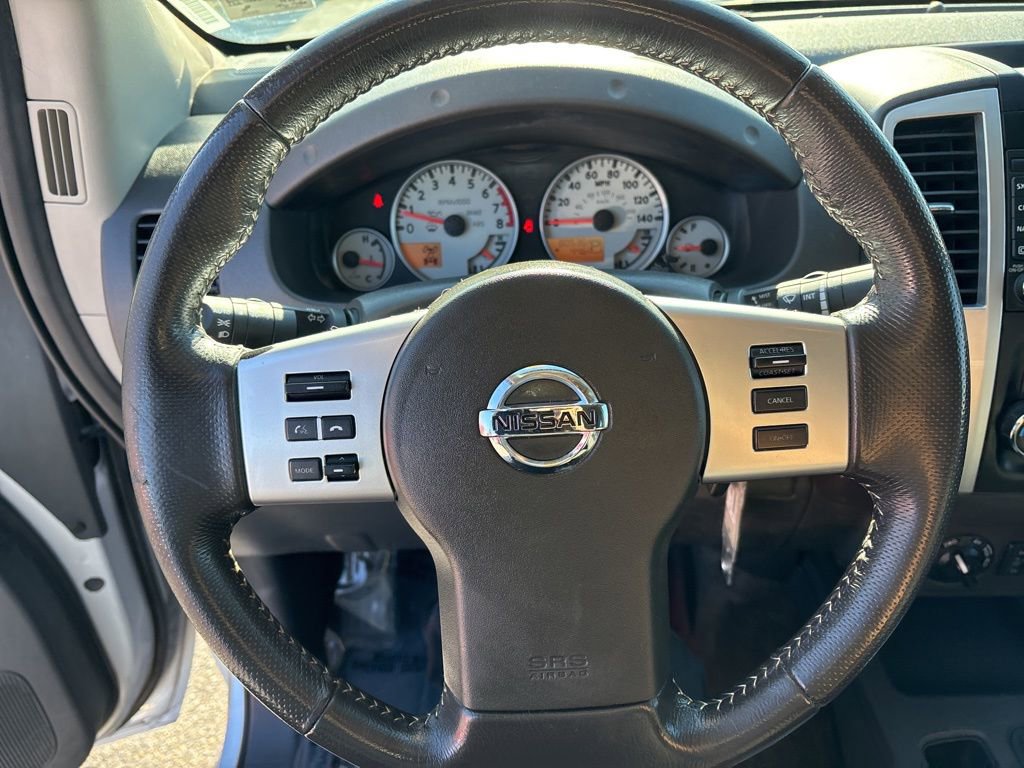 Used 2018 Nissan Frontier PRO-4X image 19