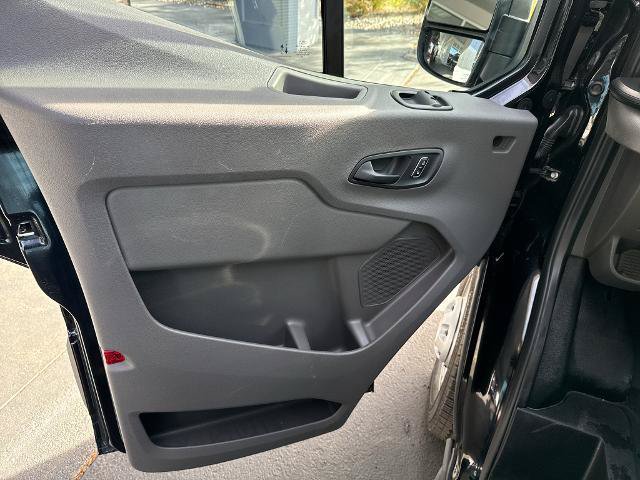Certified 2025 Ford Transit 350 XL AWD/4WD image 16