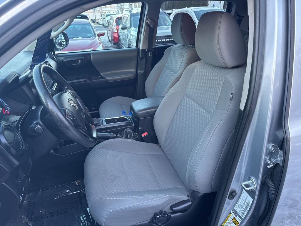 Used 2021 Toyota Tacoma SR image 13