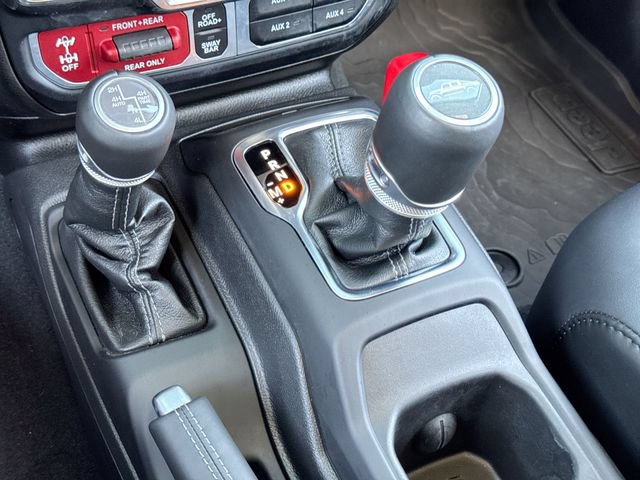 Used 2024 Jeep Gladiator Rubicon AWD/4WD image 20
