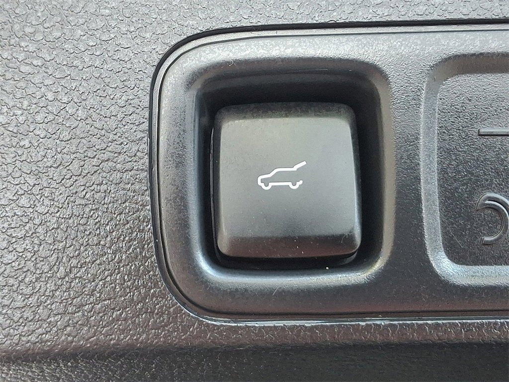 Certified 2023 Ford Expedition Platinum image 31