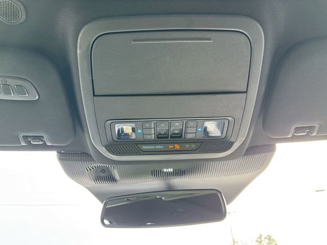 Certified 2025 Ford Explorer ST image 33