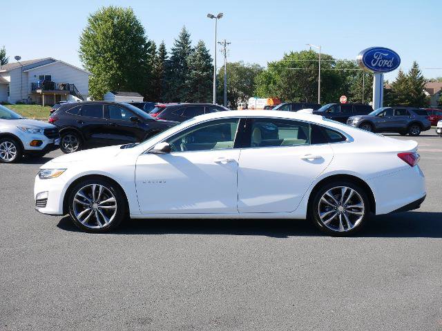Used 2024 Chevrolet Malibu LT FWD image 2