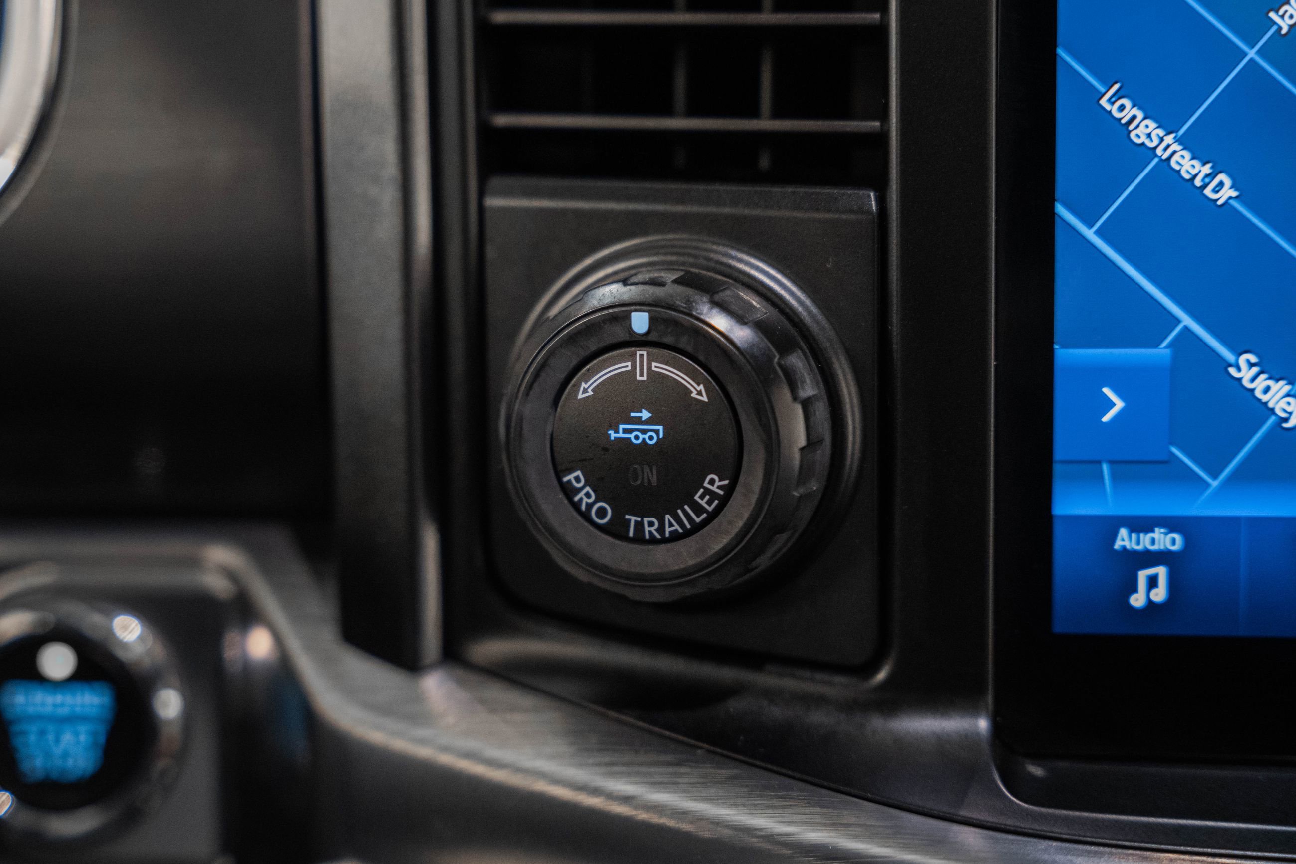 Certified 2021 Ford F150 Lariat w/ Equipment Group 502A High image 31