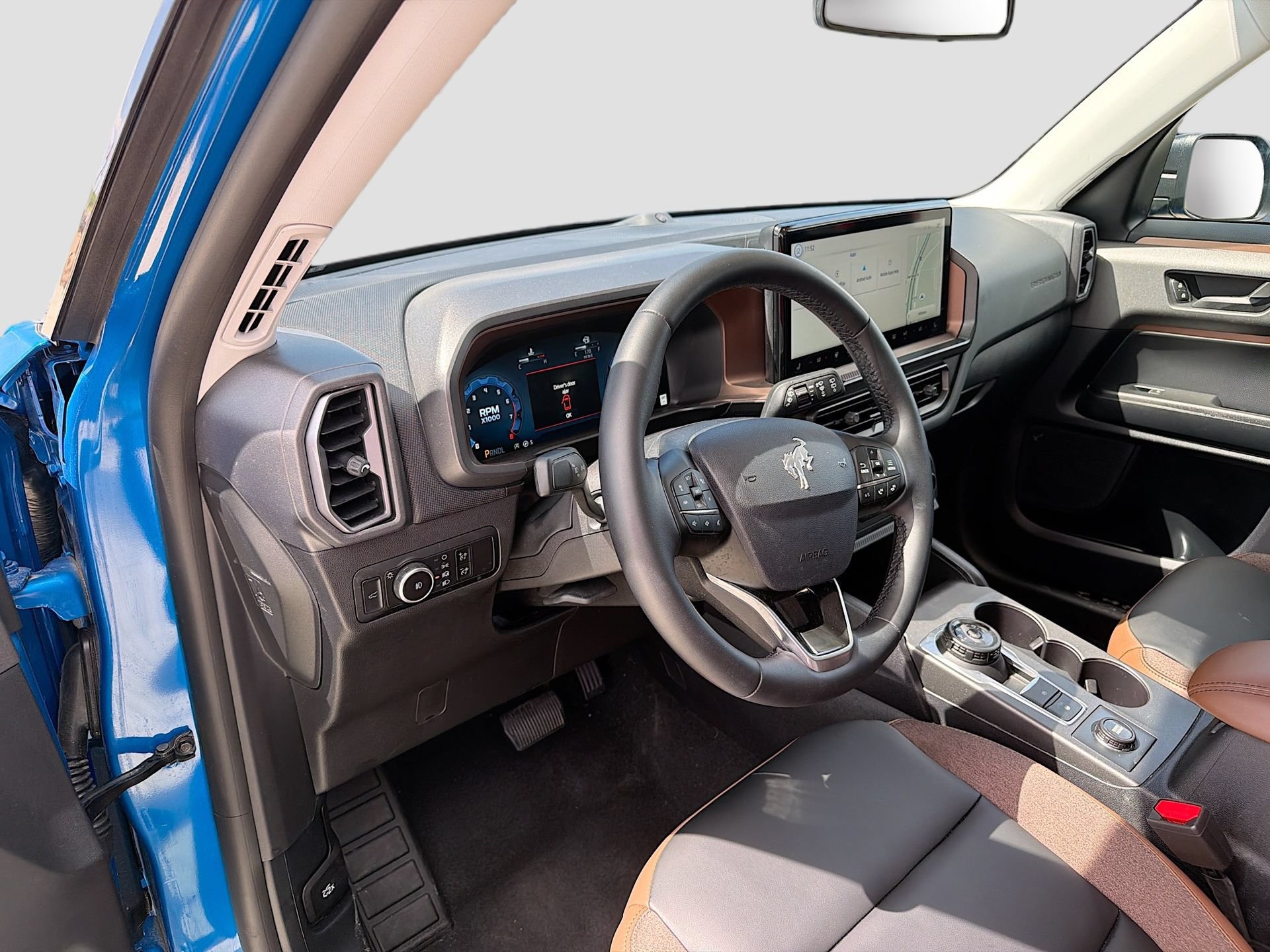 Certified 2025 Ford Bronco Sport Outer Banks w/ Outer Banks Tech Package+ AWD/4WD image 9