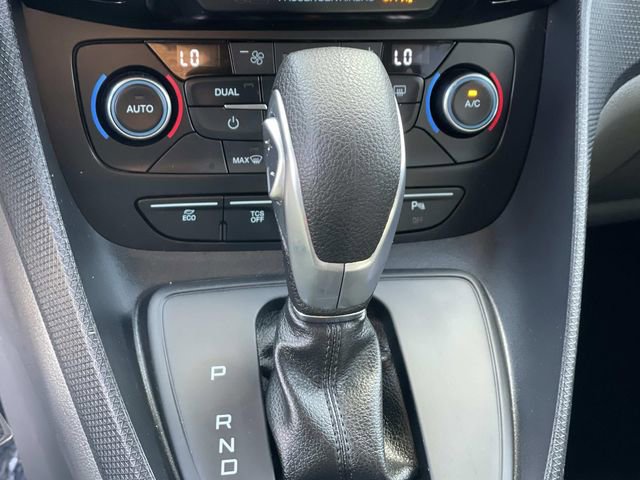 Certified 2022 Ford Transit Connect XLT FWD image 16