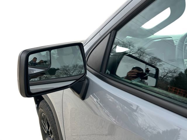 Used 2024 GMC Sierra 1500 Elevation image 18