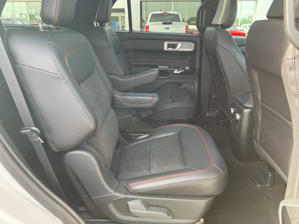 Certified 2023 Ford Explorer ST-Line w/ Class IV Trailer Tow Package AWD/4WD image 36