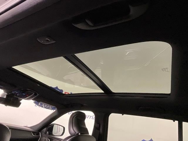 Used 2021 Jeep Grand Cherokee L Overland w/ Luxury Tech Group IV image 22