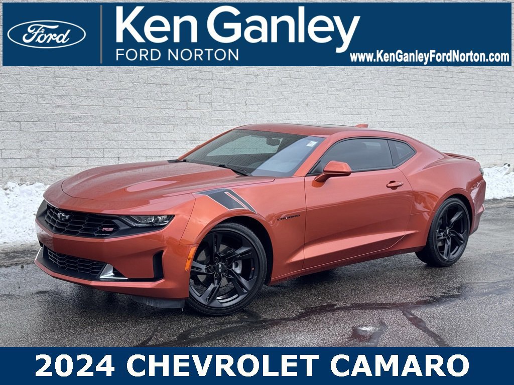 Used 2024 Chevrolet Camaro LT w/ RS Package image 7