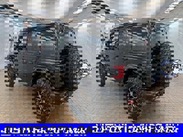 Used 2018 Jeep Wrangler Unlimited Rubicon w/ Dual Top Group image 3