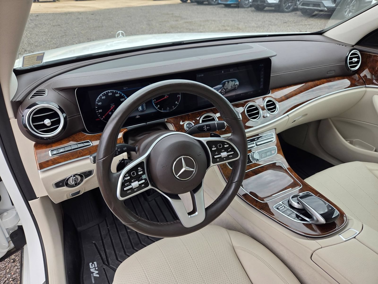 Used 2020 Mercedes-Benz E 450 4MATIC Wagon image 13
