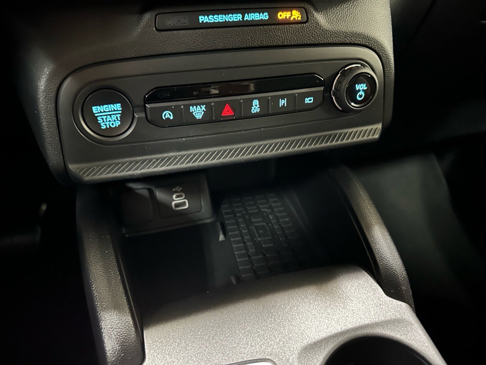 Certified 2025 Ford Bronco Sport Outer Banks w/ Outer Banks Tech Package+ image 42