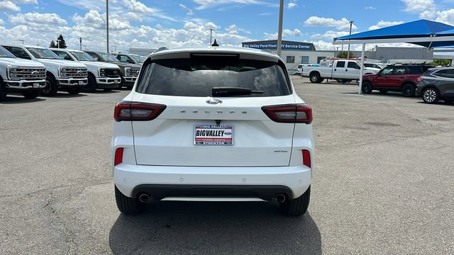 Certified 2024 Ford Escape ST-Line w/ Tech Pack #1 AWD/4WD image 4