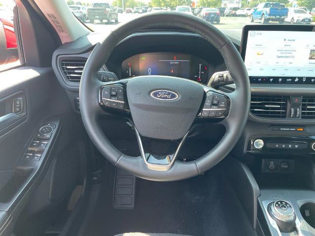 Certified 2025 Ford Escape SE FWD image 13