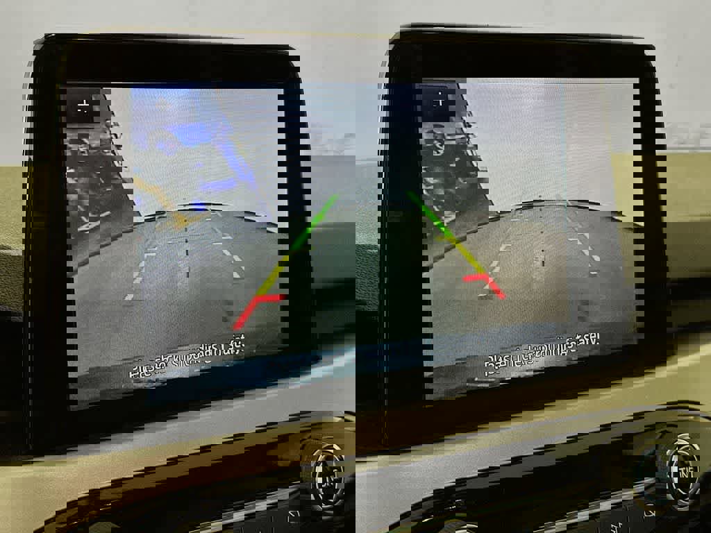 Certified 2020 Ford Escape SE image 27