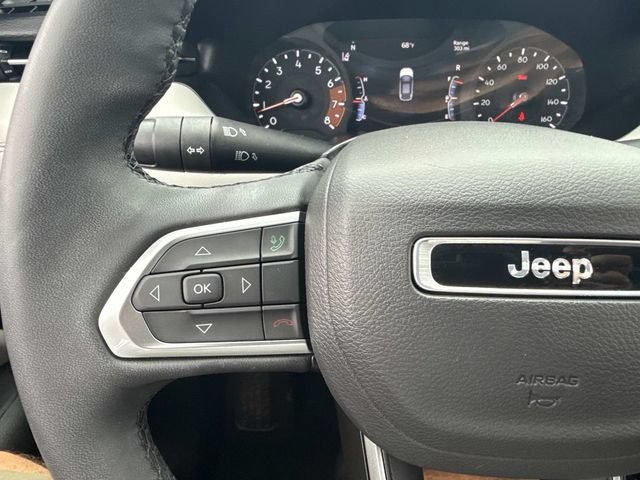 Used 2025 Jeep Compass Limited AWD/4WD image 35