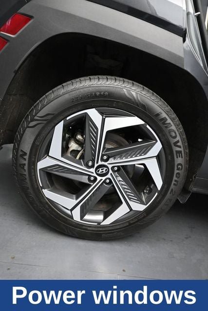 Used 2024 Hyundai Tucson Limited AWD/4WD image 16
