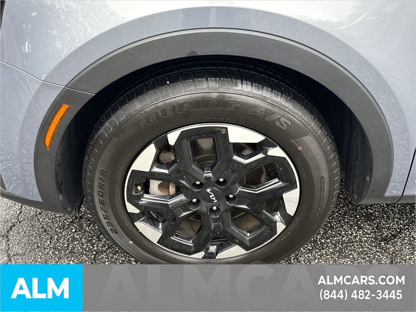 Used 2024 Kia Sorento S image 15