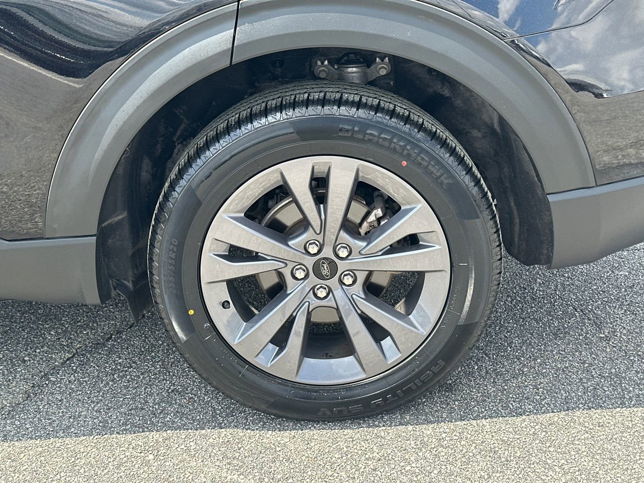 Certified 2022 Ford Explorer XLT w/ Equipment Group 202A image 22